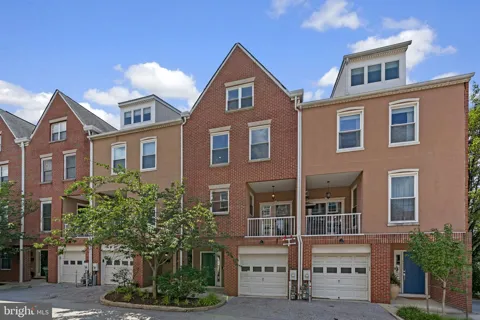 2333 CAMBRIDGE WALK