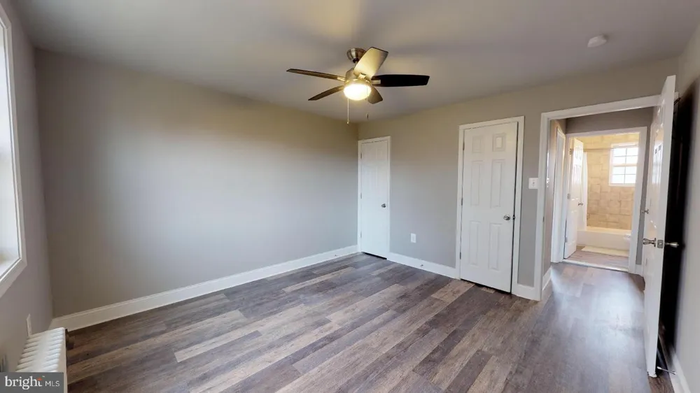 5318 8TH ROAD S #5 Arlington, VA 22204
