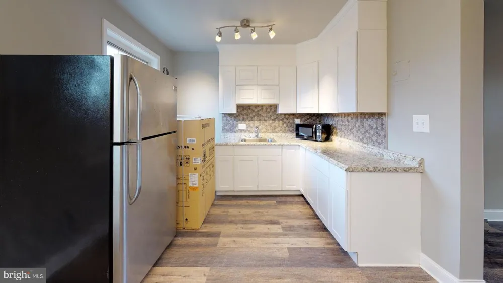 5318 8TH ROAD S #5 Arlington, VA 22204