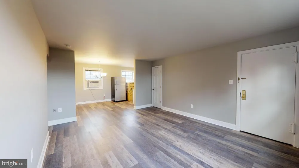5318 8TH ROAD S #5 Arlington, VA 22204