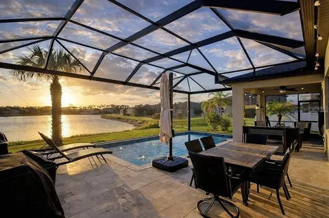 1907 BOTTLEBRUSH WAY
