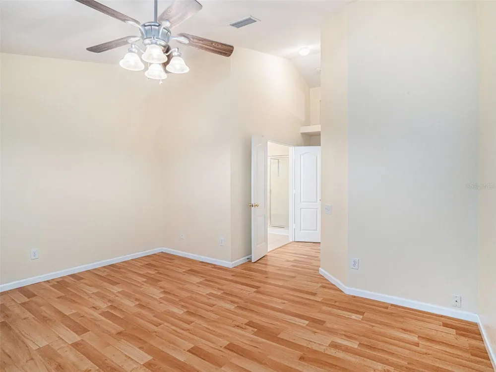 11440 MISTY ISLE LANE Riverview, FL 33579