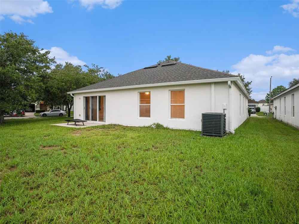 11440 MISTY ISLE LANE Riverview, FL 33579