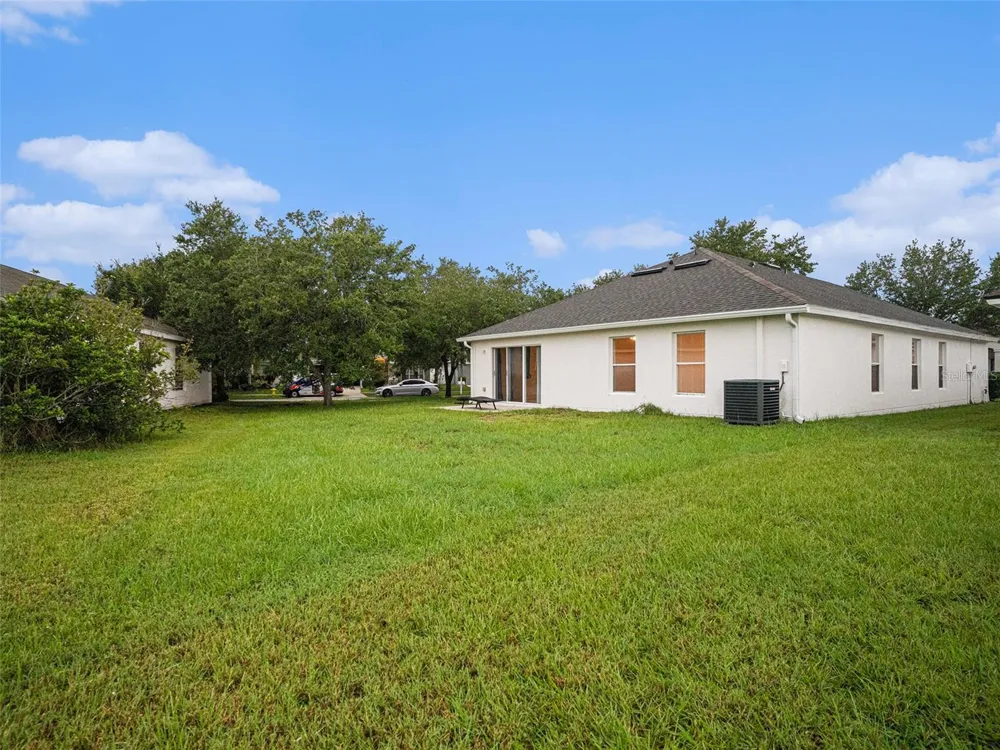 11440 MISTY ISLE LANE Riverview, FL 33579