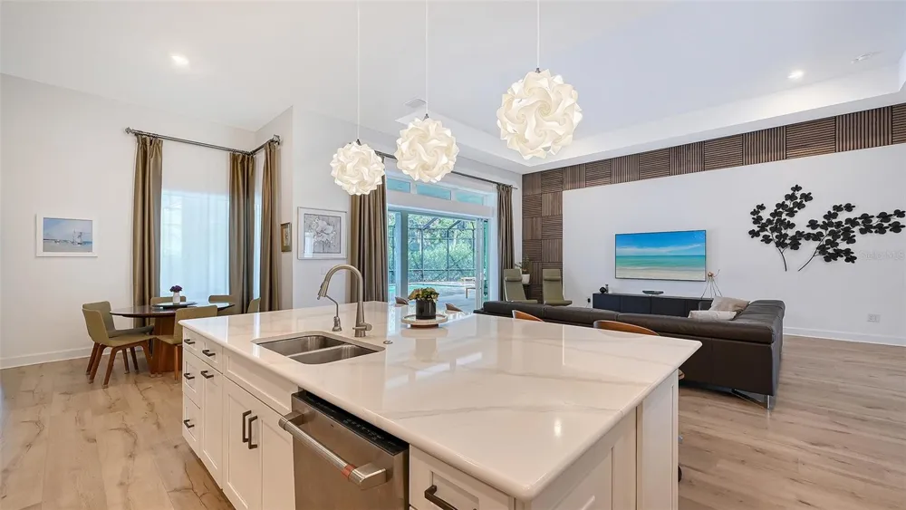 9483 TEQUILA SUNRISE DRIVE Sarasota, FL 34241