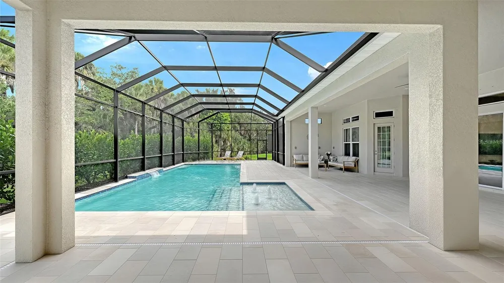 9483 TEQUILA SUNRISE DRIVE Sarasota, FL 34241