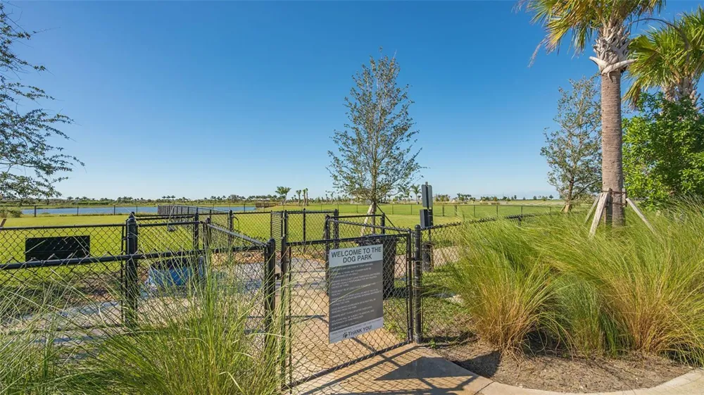 9483 TEQUILA SUNRISE DRIVE Sarasota, FL 34241