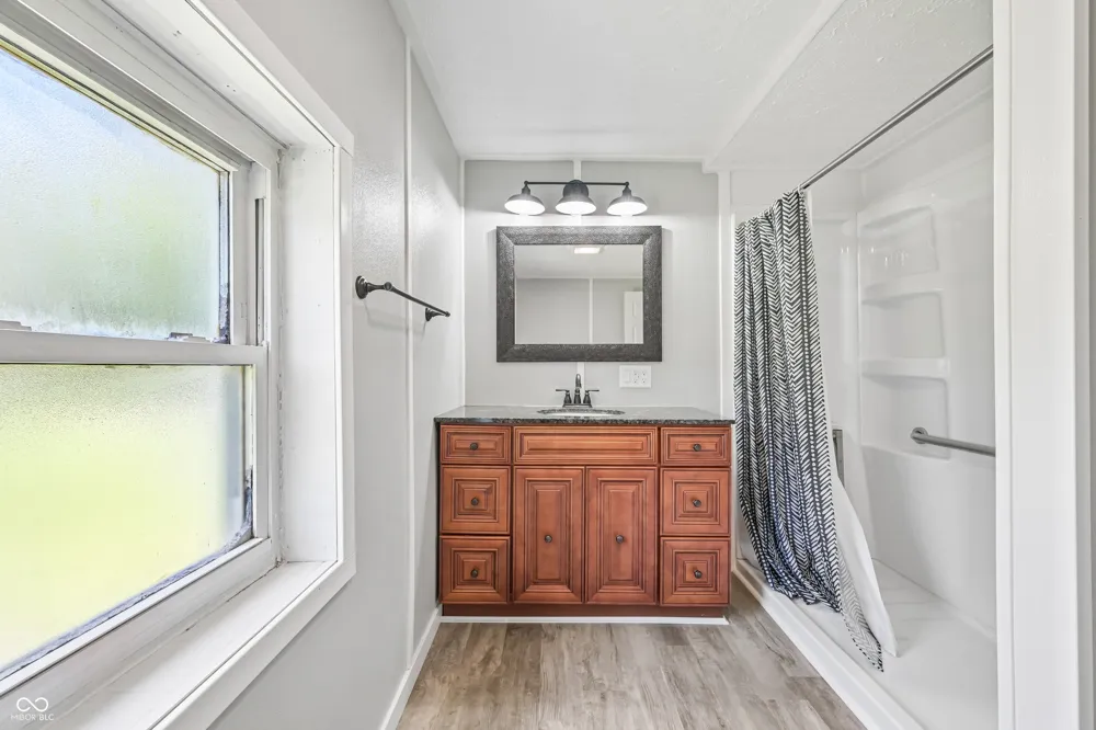 1511 E 20th Street Muncie, IN 47302