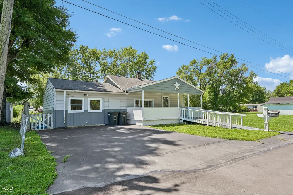 1511 E 20th Street Muncie, IN 47302
