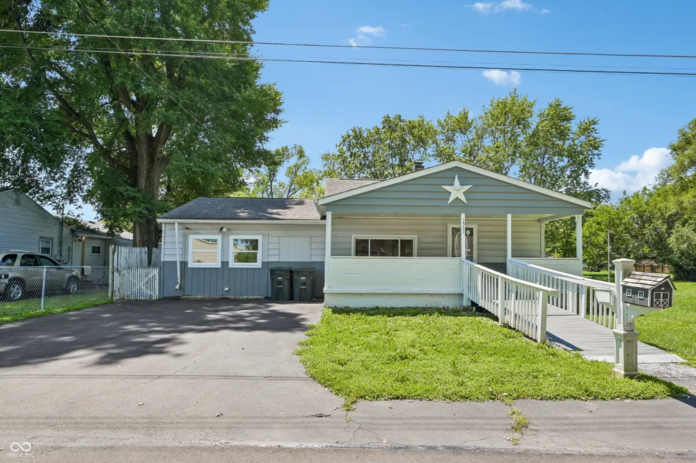 1511 E 20th Street Muncie, IN 47302