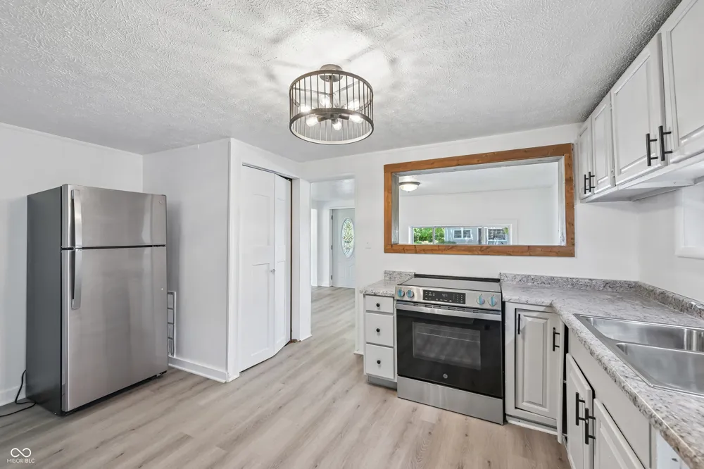 1511 E 20th Street Muncie, IN 47302
