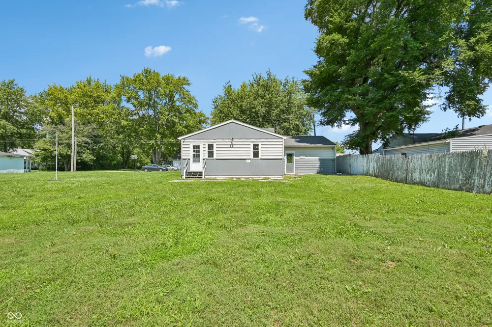 1511 E 20th Street Muncie, IN 47302