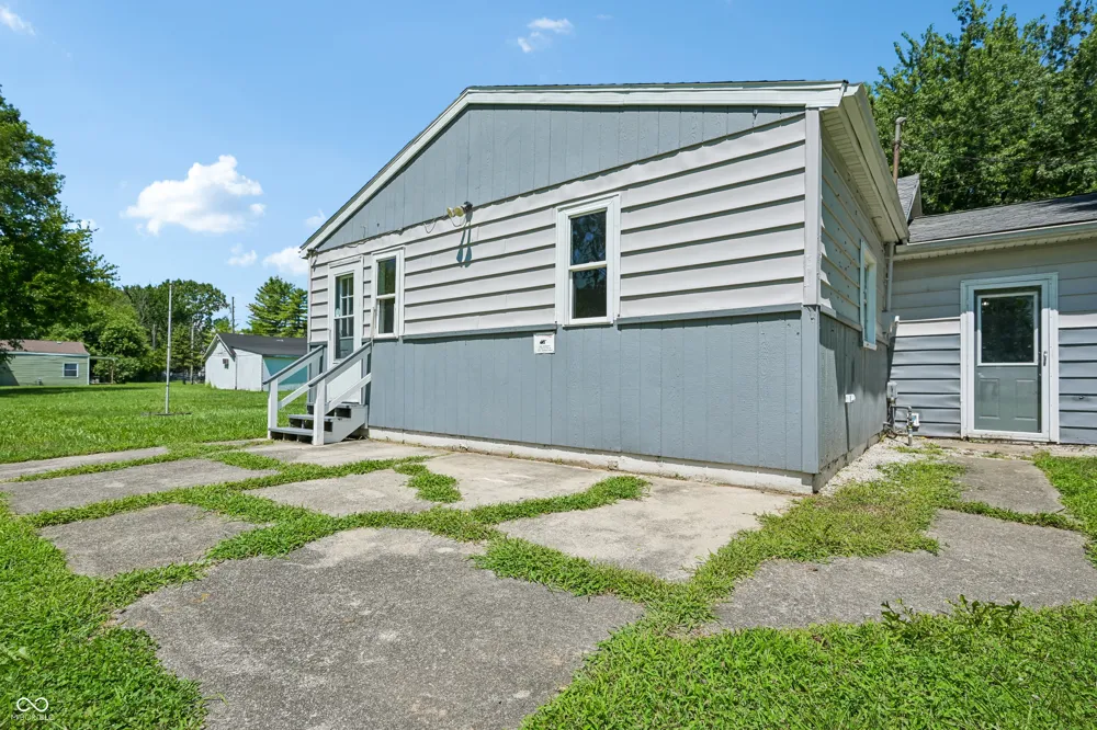 1511 E 20th Street Muncie, IN 47302