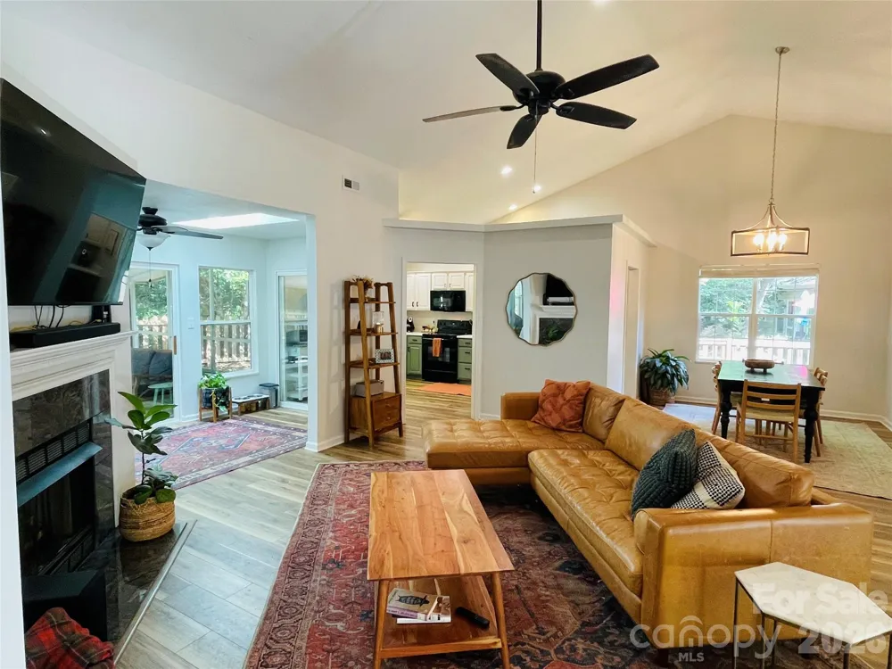 50 Stonebridge Drive Asheville, NC 28805