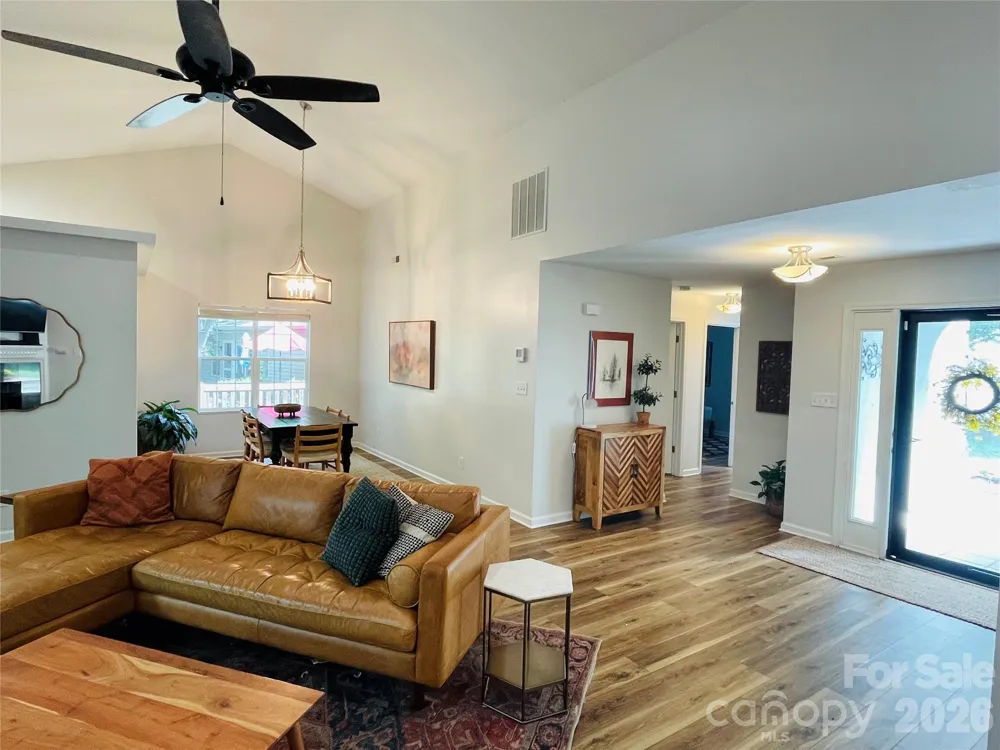 50 Stonebridge Drive Asheville, NC 28805