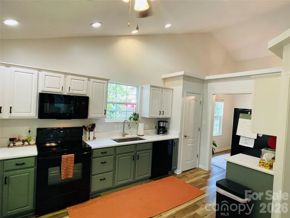 50 Stonebridge Drive Asheville, NC 28805