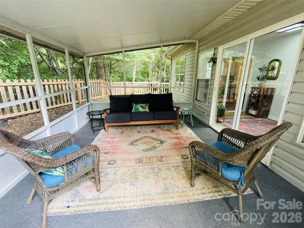 50 Stonebridge Drive Asheville, NC 28805
