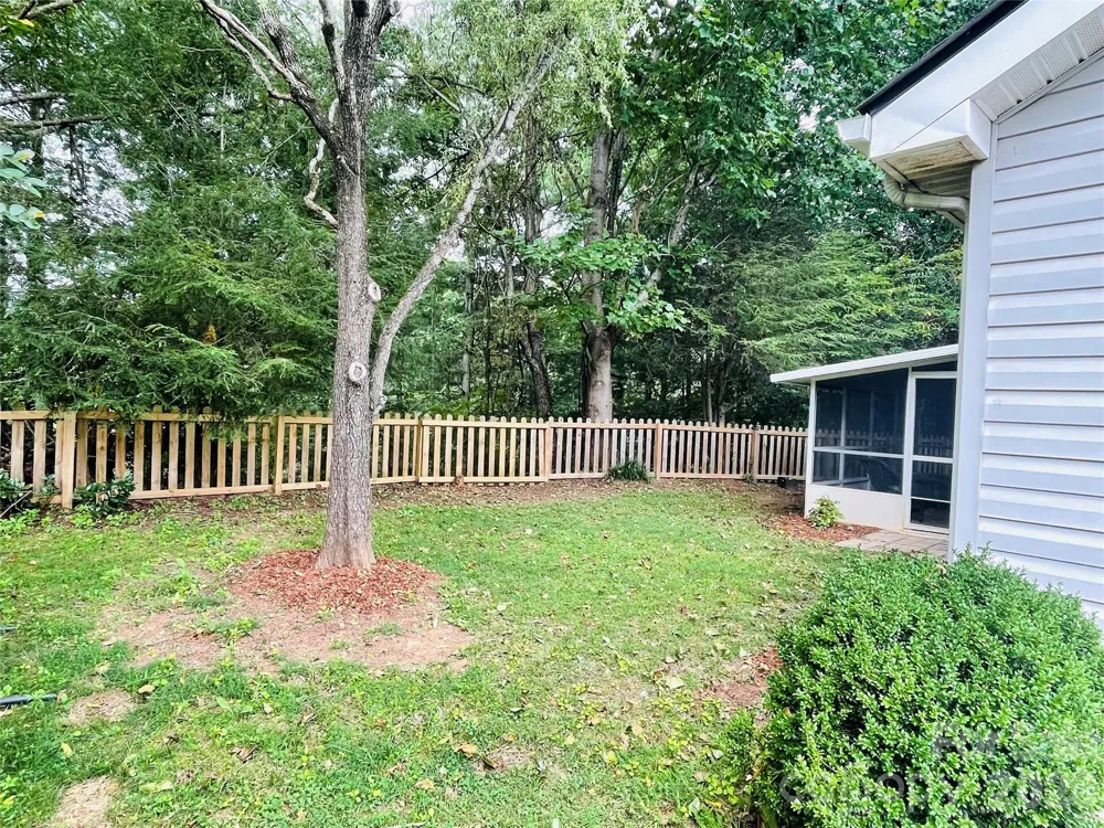 50 Stonebridge Drive Asheville, NC 28805