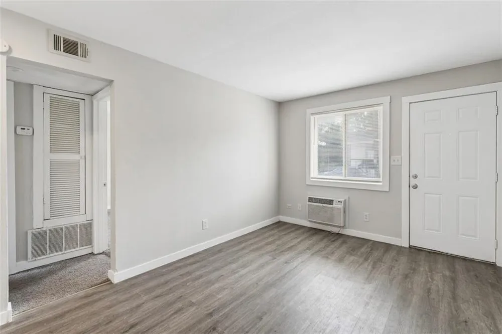 696 Hill Street #6 Forest Park, GA 30297