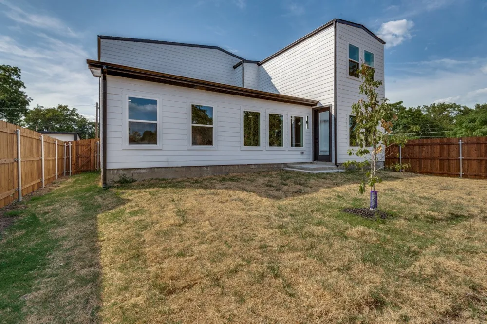 1626 Bannock Avenue Dallas, TX 75215