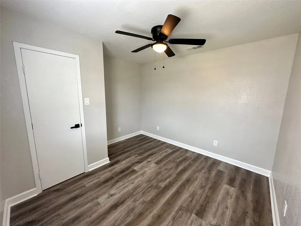 813 Kingdom Circle #35 Waxahachie, TX 75165