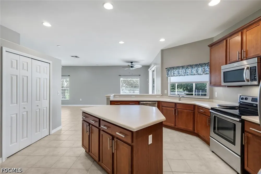 Nature Pointe Loop Fort Myers, FL 33905