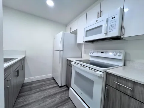 1196 NW 40th Avenue #88-311