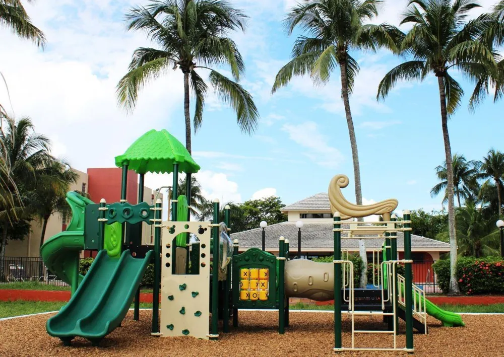 1196 NW 40th Avenue #88-311 Lauderhill, FL 33313