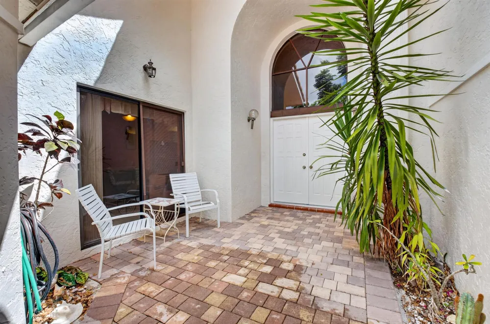 10524 Lady Palm Lane #B Boca Raton, FL 33498