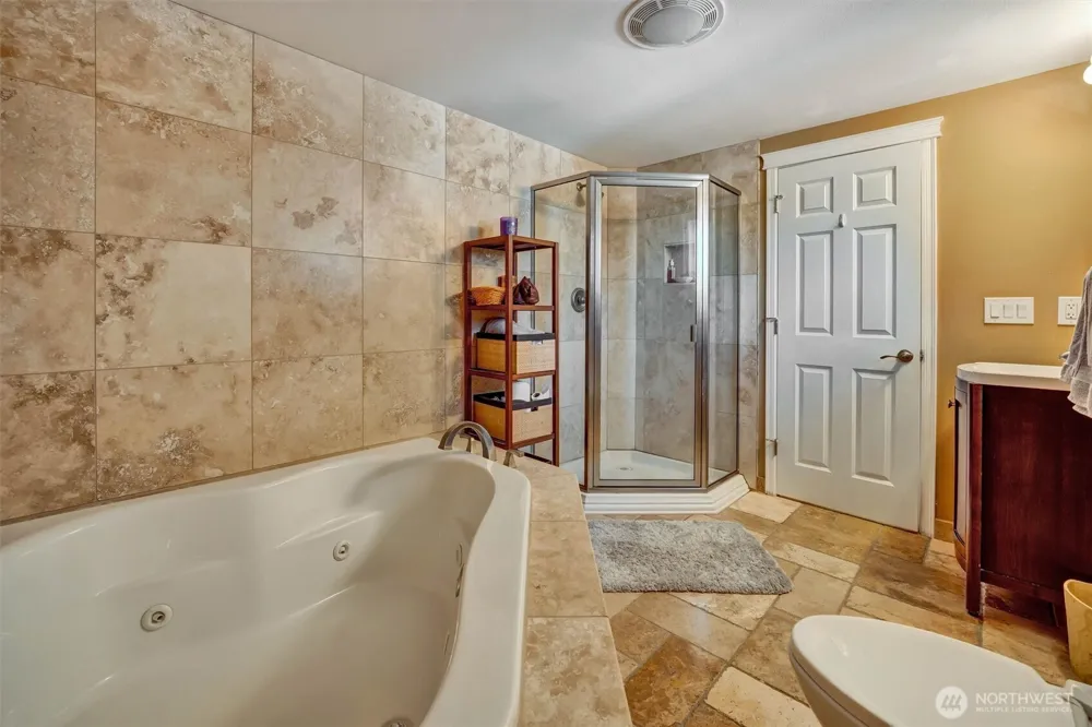 16038 68th Avenue W Edmonds, WA 98026