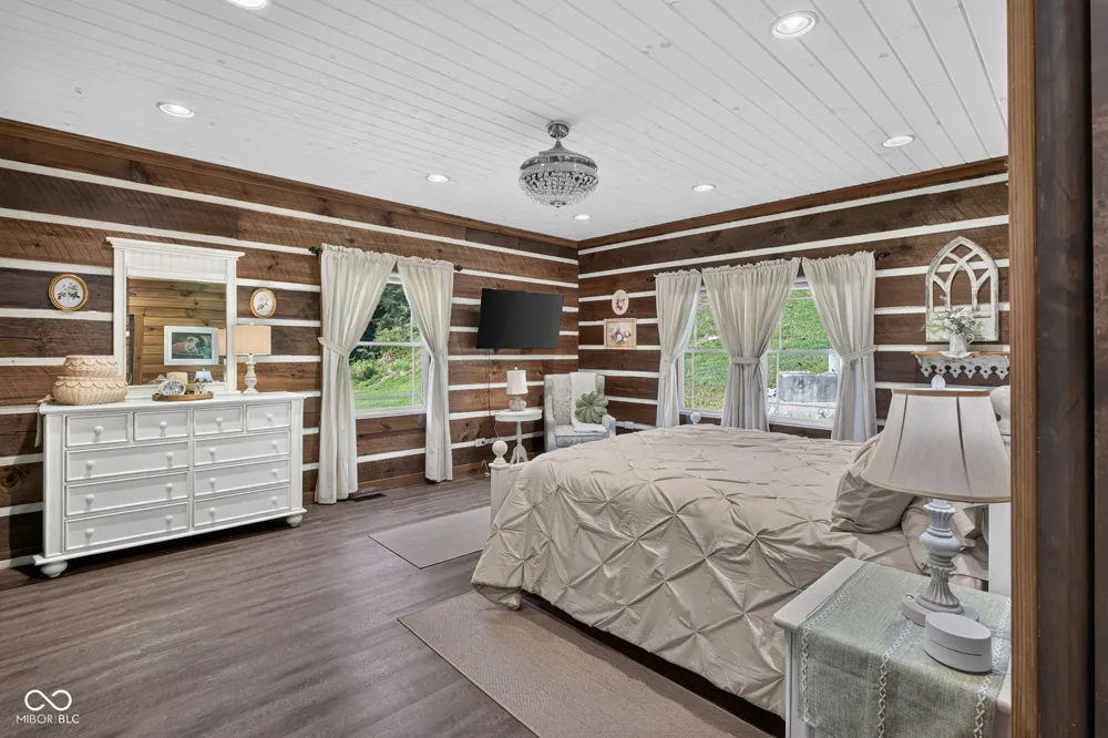 237 Salt Creek Road Nashville, IN 47448