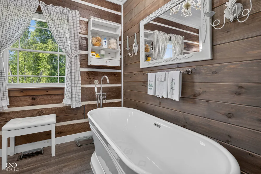 237 Salt Creek Road Nashville, IN 47448