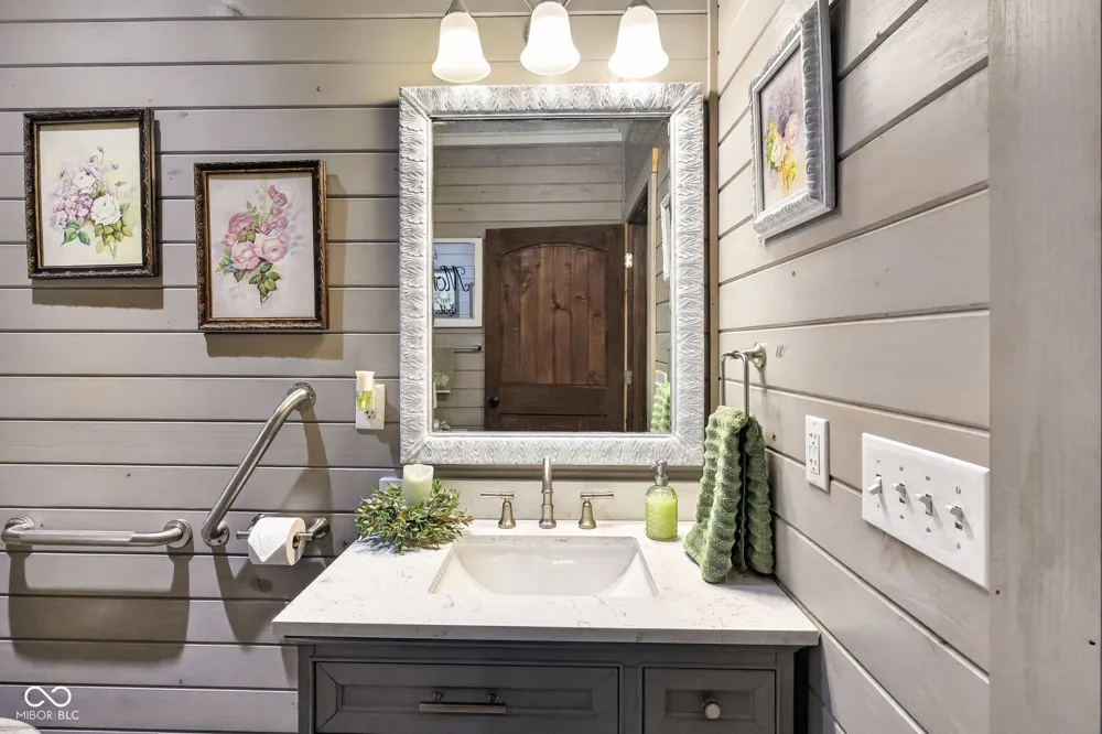 237 Salt Creek Road Nashville, IN 47448
