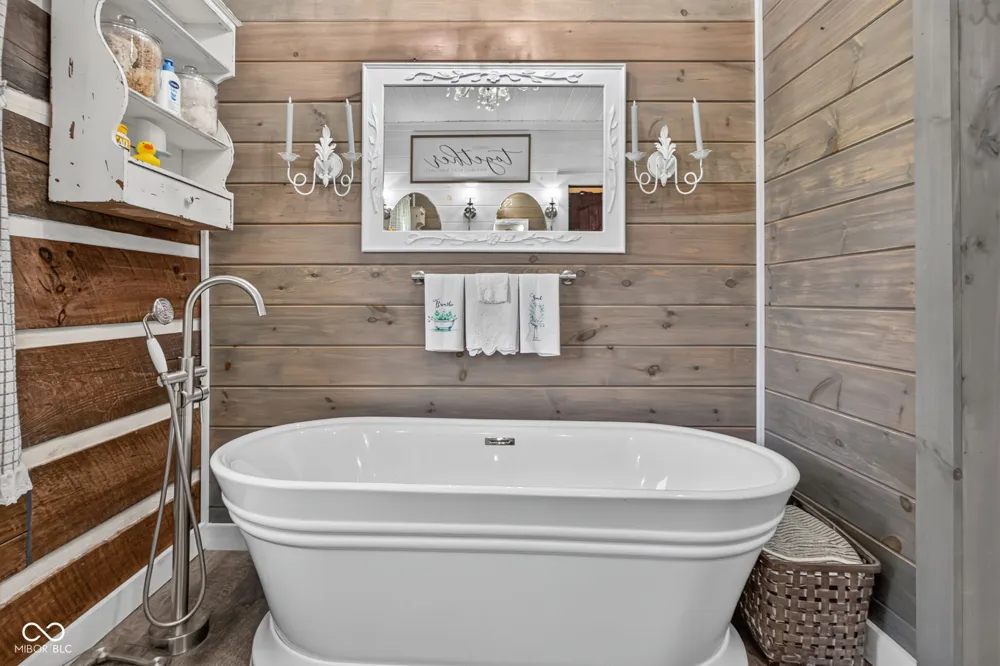 237 Salt Creek Road Nashville, IN 47448