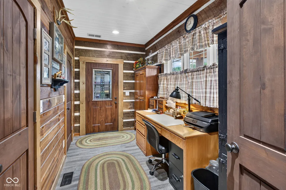 237 Salt Creek Road Nashville, IN 47448