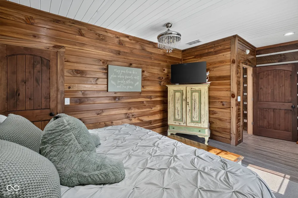 237 Salt Creek Road Nashville, IN 47448