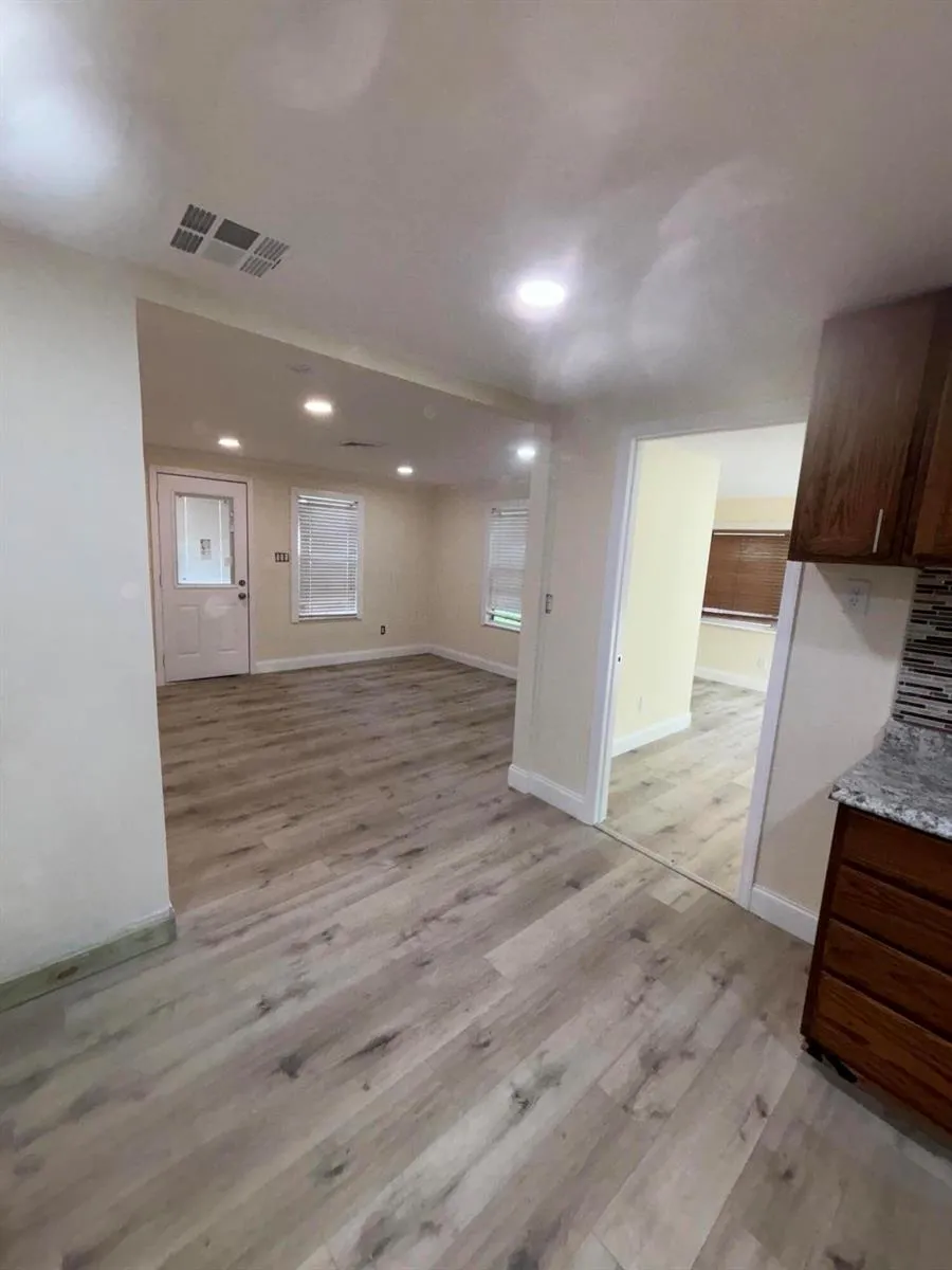 1717 LINWOOD AVENUE Fort Pierce, FL 34982
