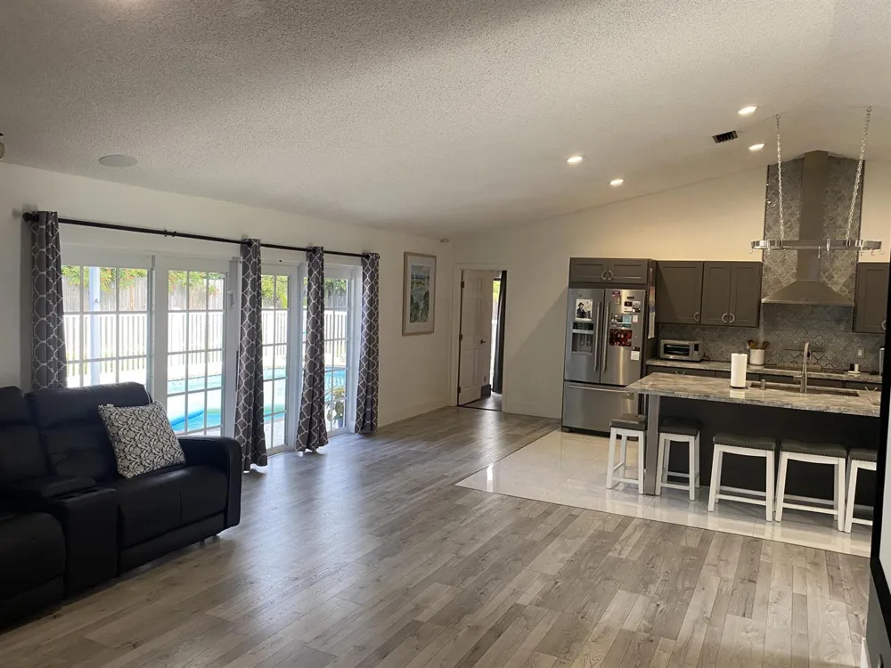 19131 Fairlawn Way Boca Raton, FL 33434