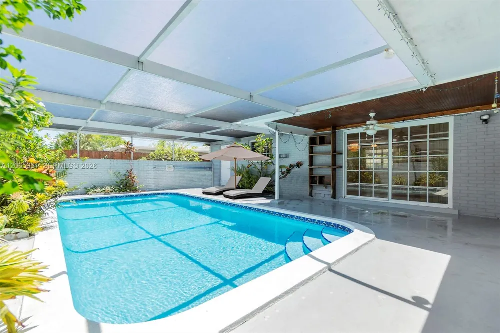 201 NE 57th Ct Oakland Park, FL 33334