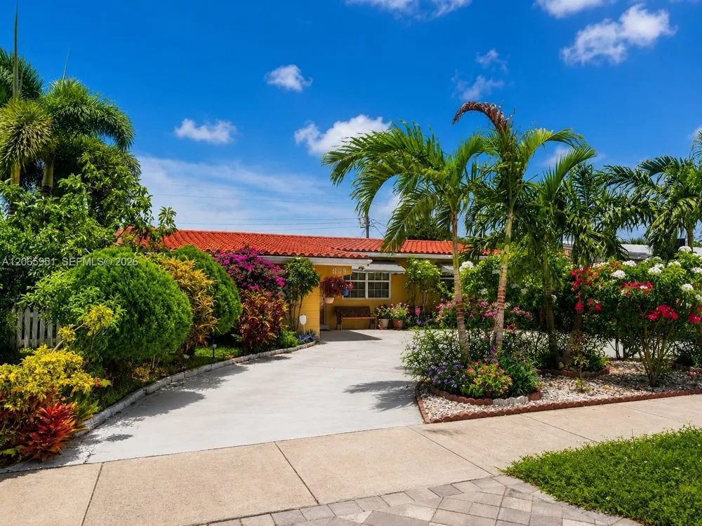 201 NE 57th Ct Oakland Park, FL 33334
