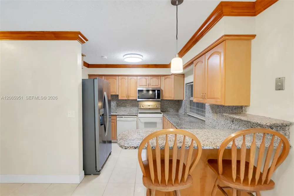 201 NE 57th Ct Oakland Park, FL 33334
