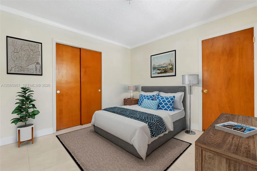 201 NE 57th Ct Oakland Park, FL 33334