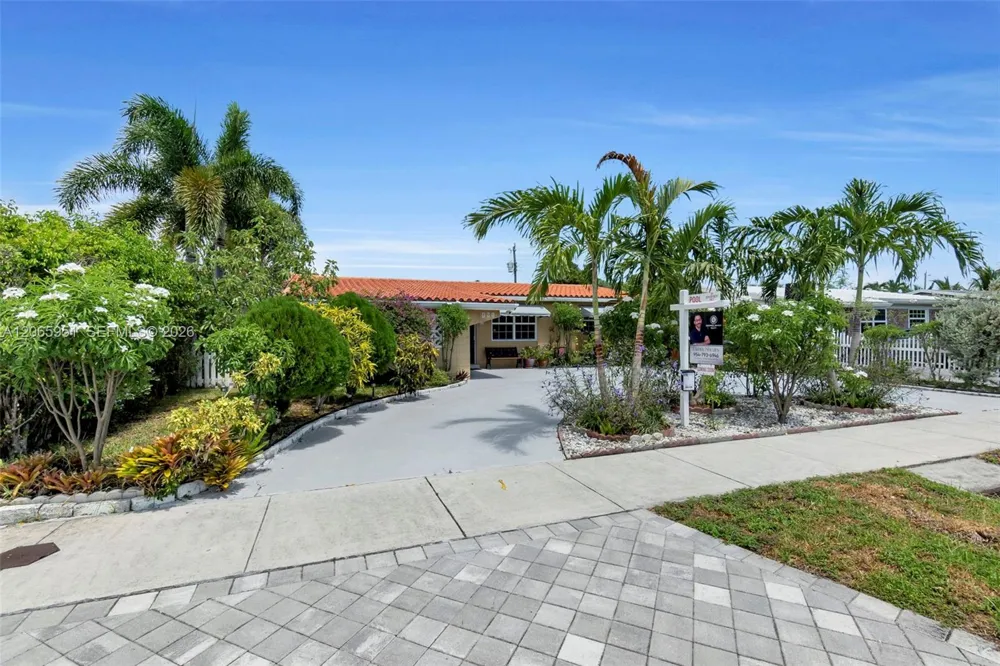 201 NE 57th Ct Oakland Park, FL 33334