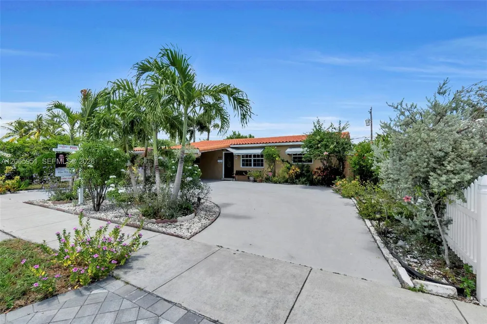 201 NE 57th Ct Oakland Park, FL 33334