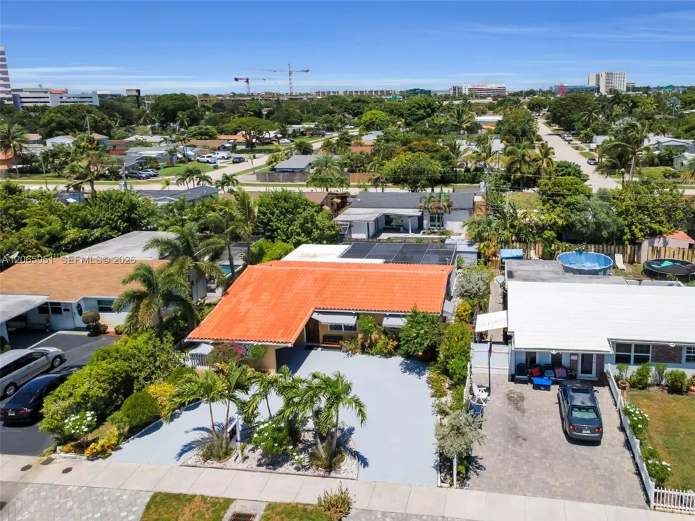 201 NE 57th Ct Oakland Park, FL 33334