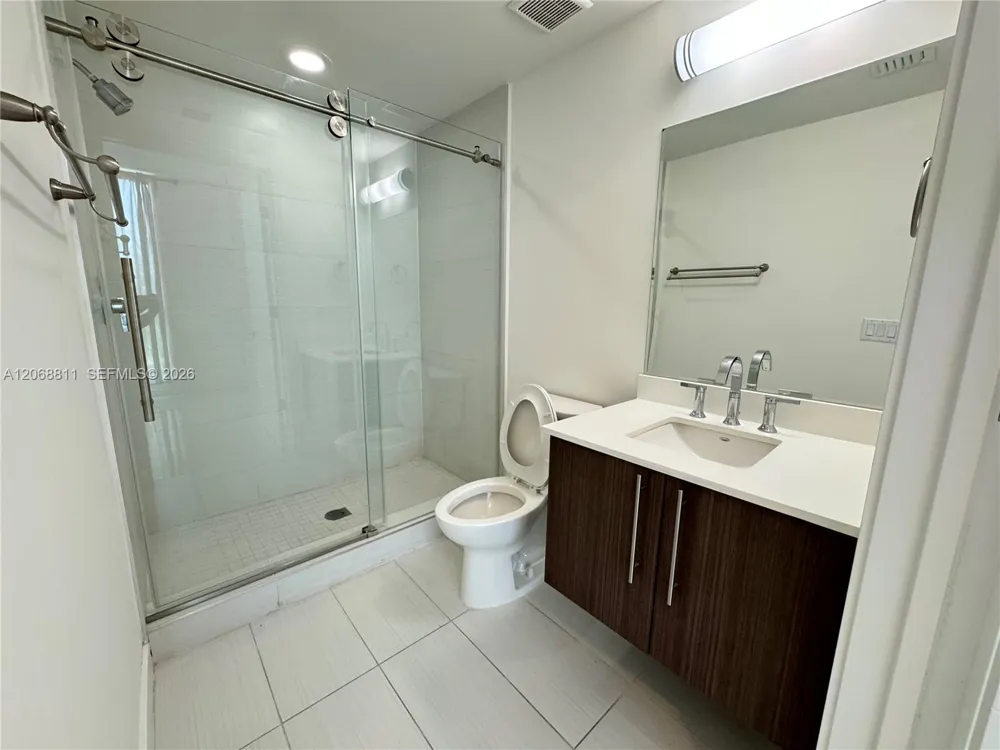 7661 NW 107th Ave #308 Doral, FL 33178