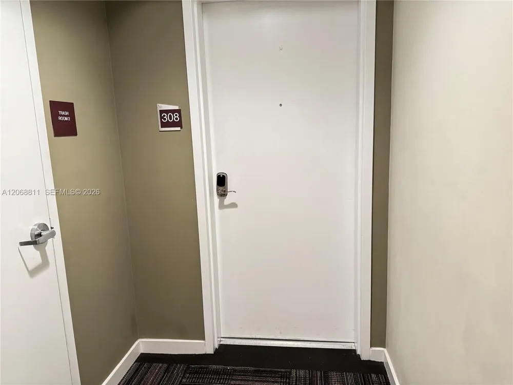 7661 NW 107th Ave #308 Doral, FL 33178