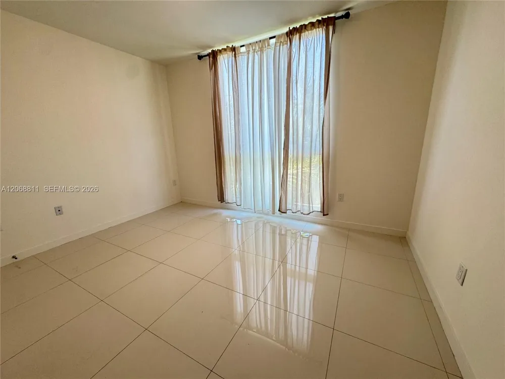 7661 NW 107th Ave #308 Doral, FL 33178