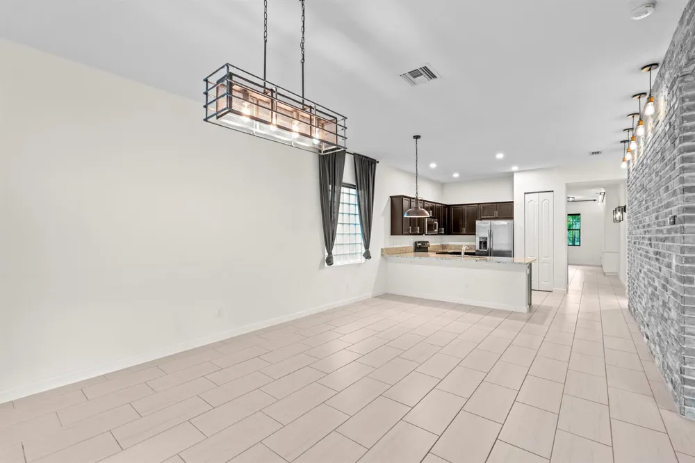4339 Buena Tara Drive West Palm Beach, FL 33413