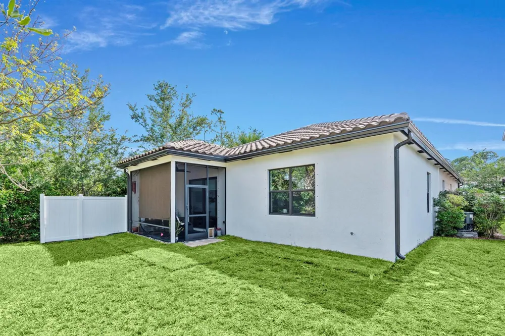 4339 Buena Tara Drive West Palm Beach, FL 33413